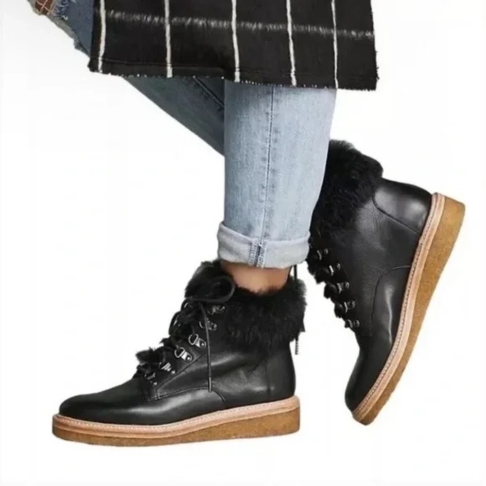 Botkier New York WINTER Leather Black Lace Up Fur Detail Wedge Sole Leather Sz 9